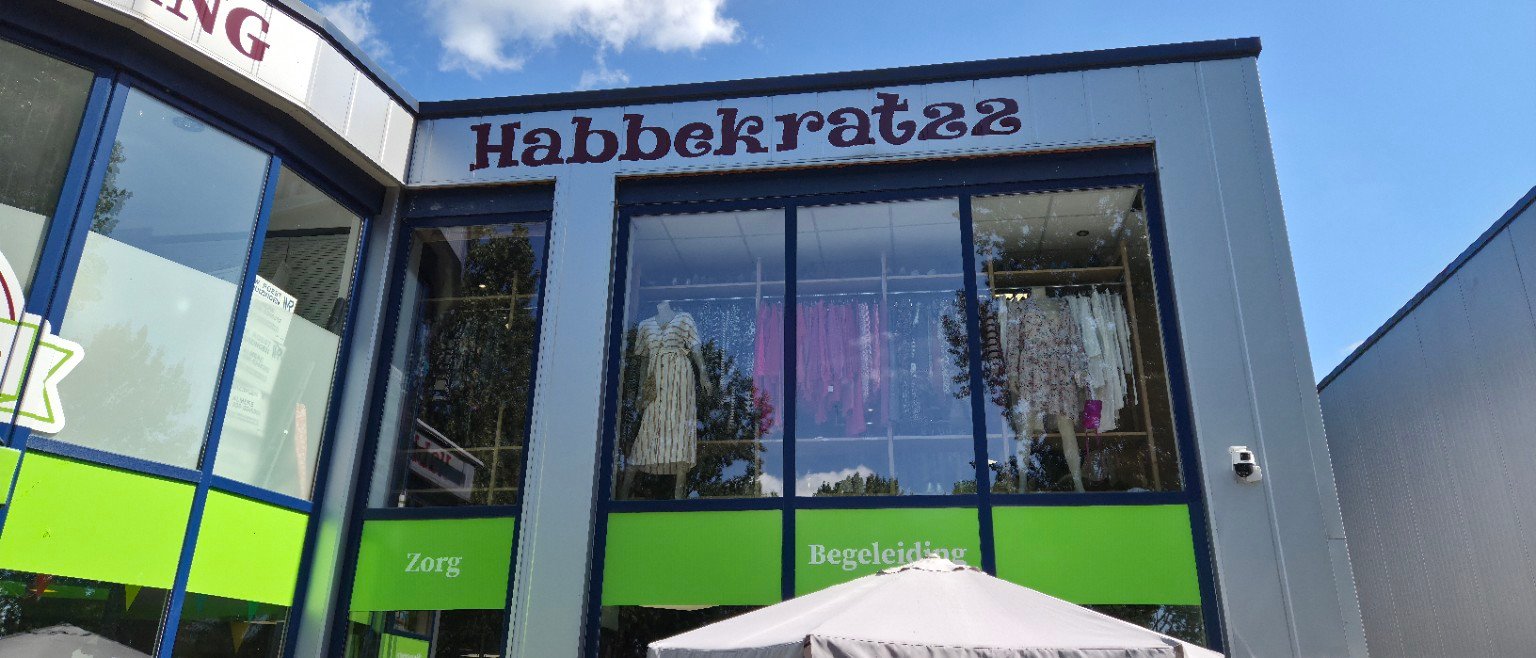 Habbekratzz gevel met Zorg en Begeleiding